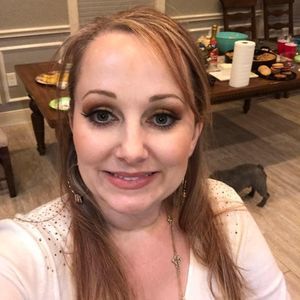 Meet your Posher, Crystal